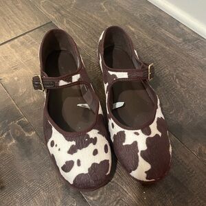 Universal Thread Cow Print Womens Mary Jane Shoes
